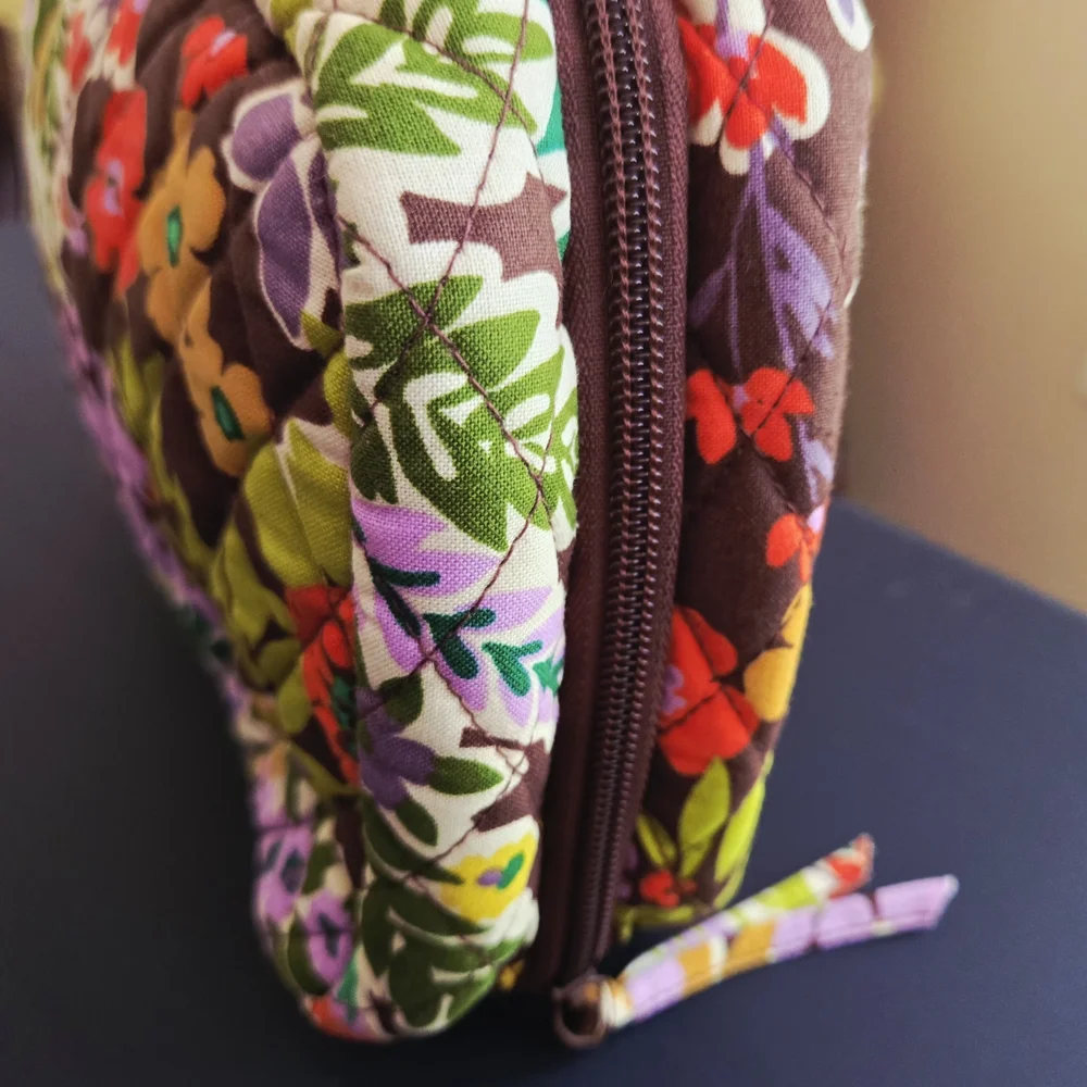 NWT Vera Bradley Essential Hanging Travel Organizer - Evening Garden